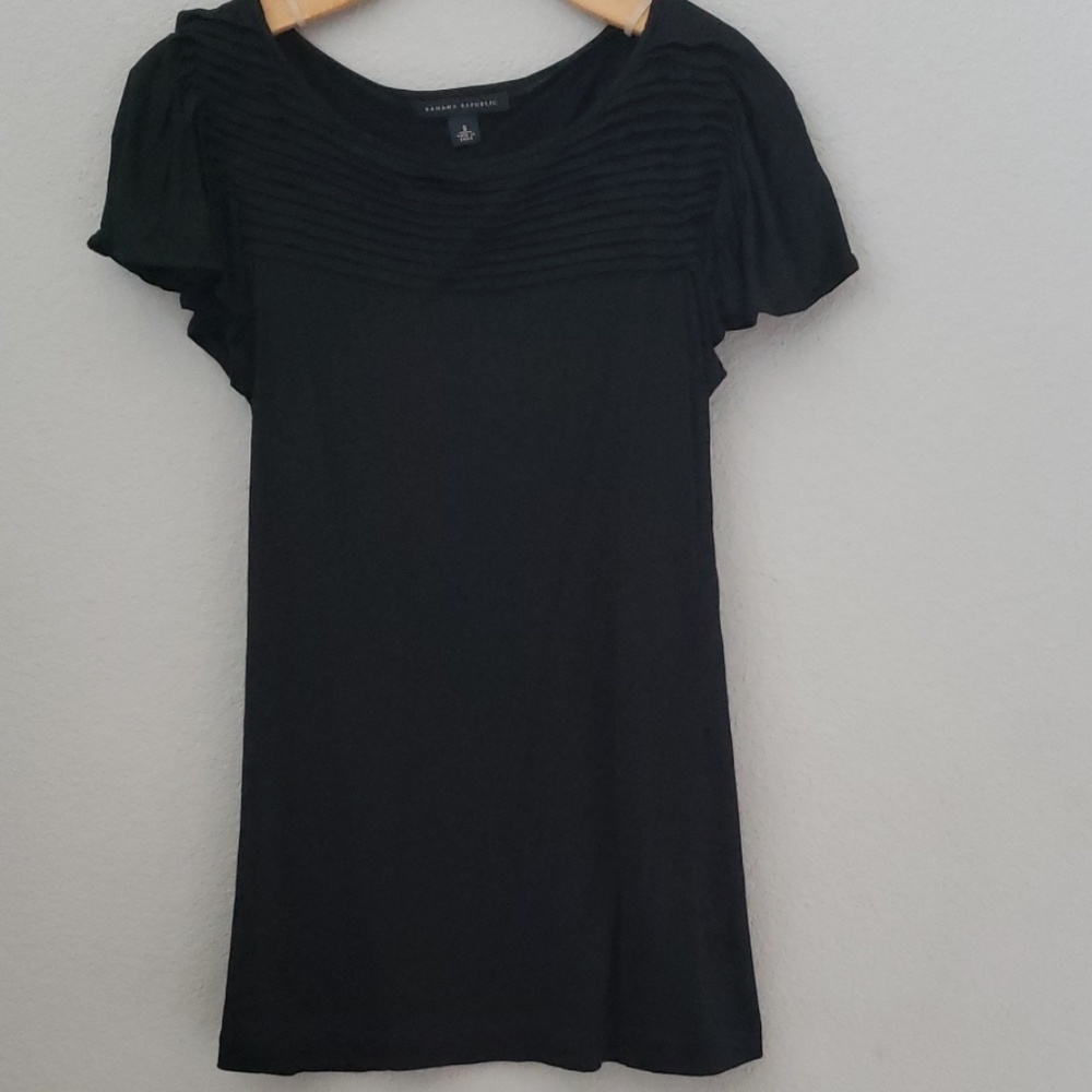 Banana Republic Flutter Sleeve Top